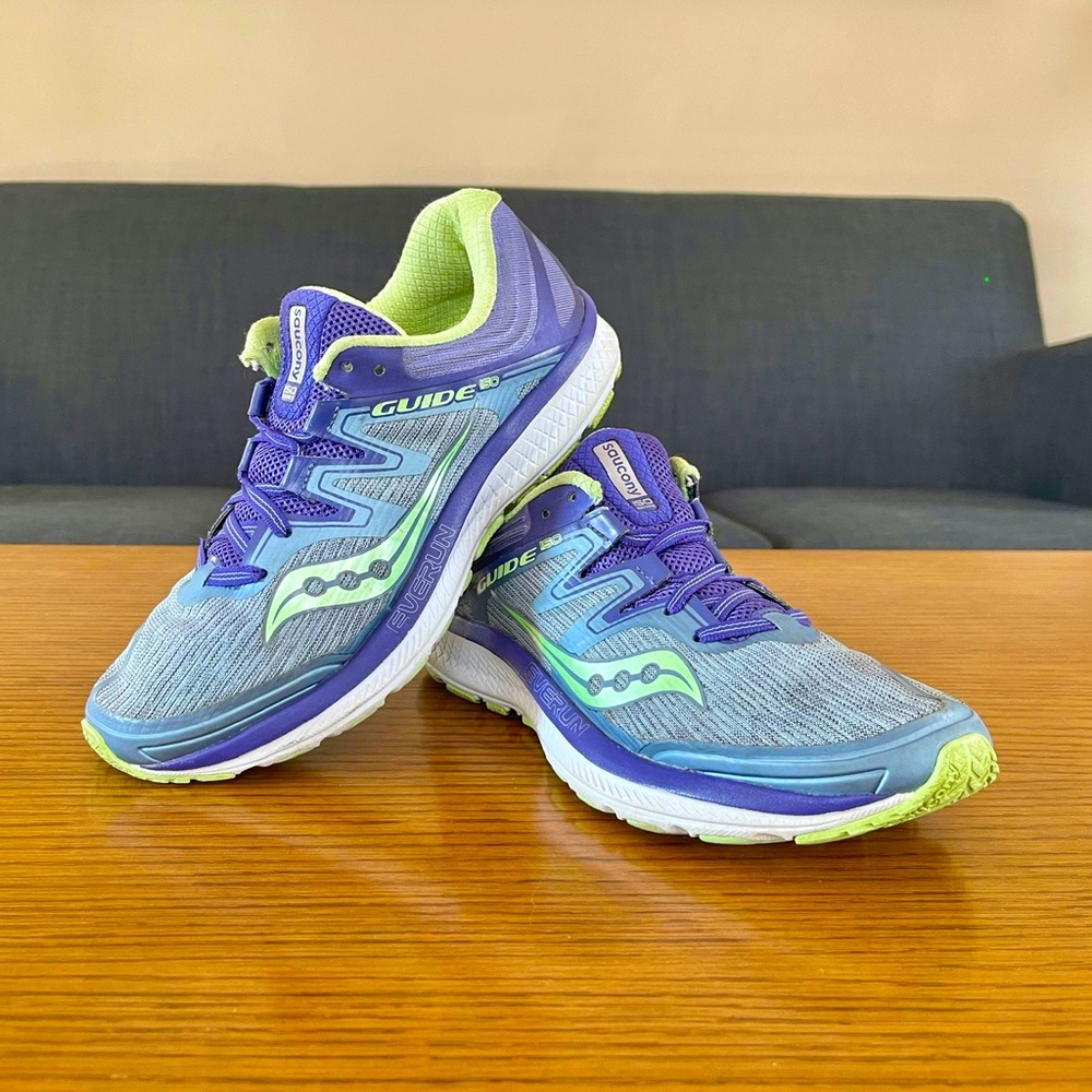 Saucony Women's S10415-2 Running Shoe Women’s Size US 8